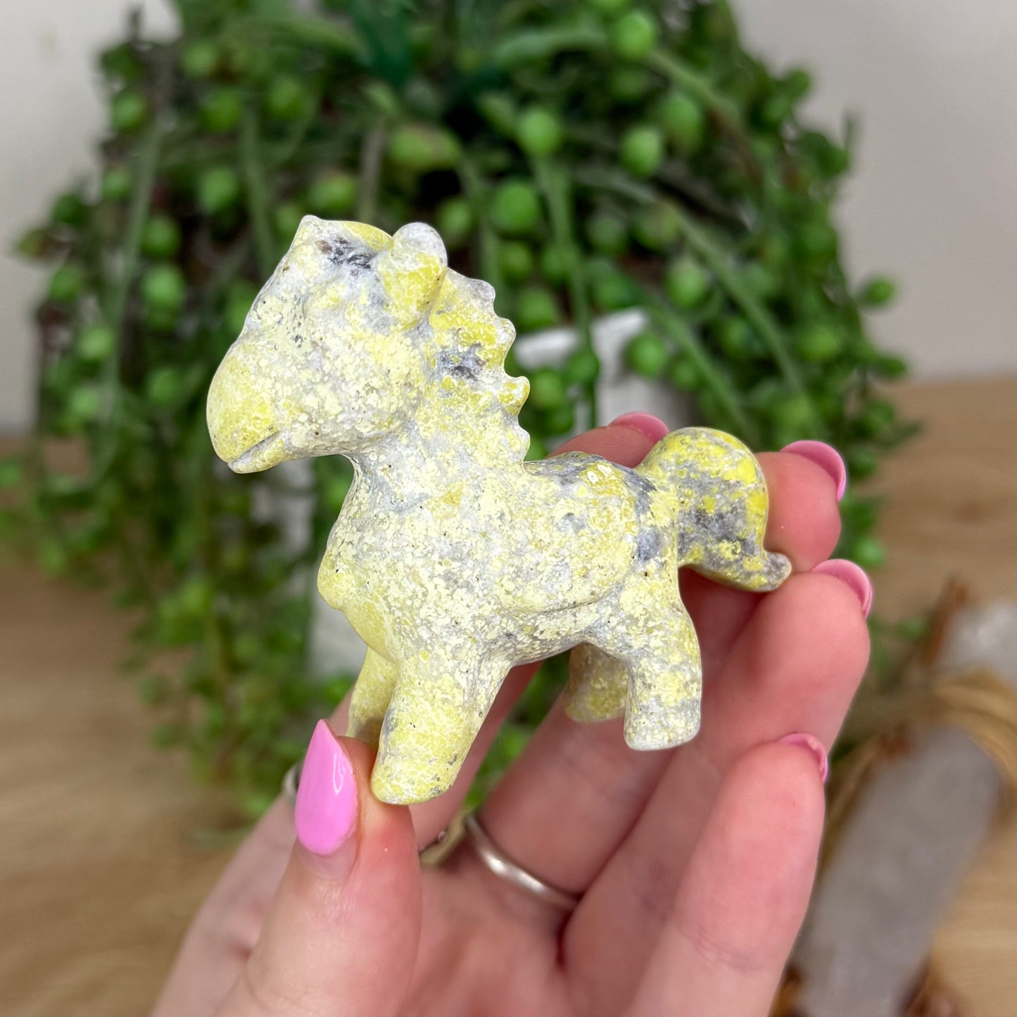 Yellow Serpentine Horse (X495)