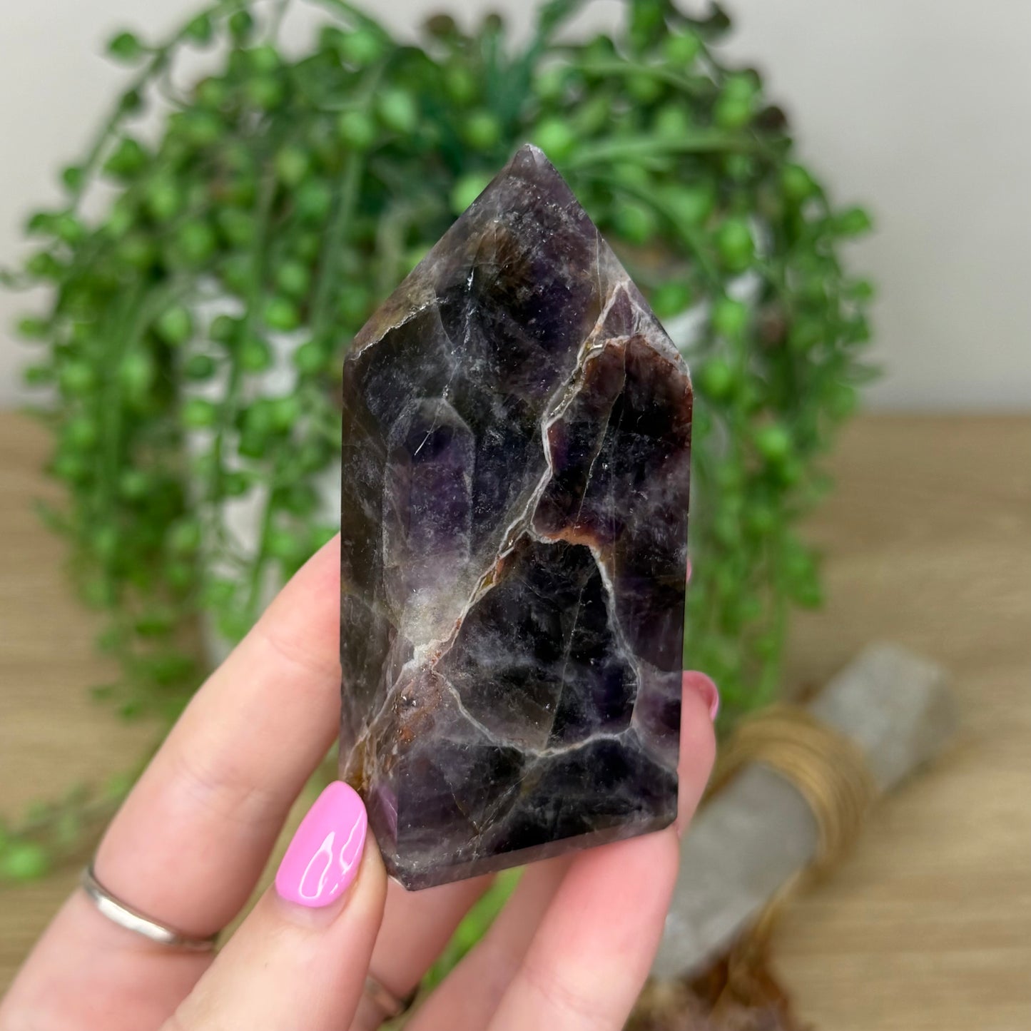 Alien Amethyst Point (Z333)