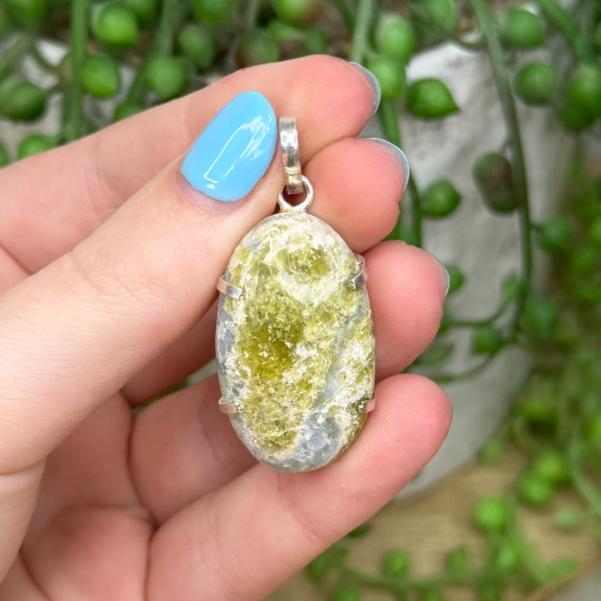 Serpentine Pendant 3
