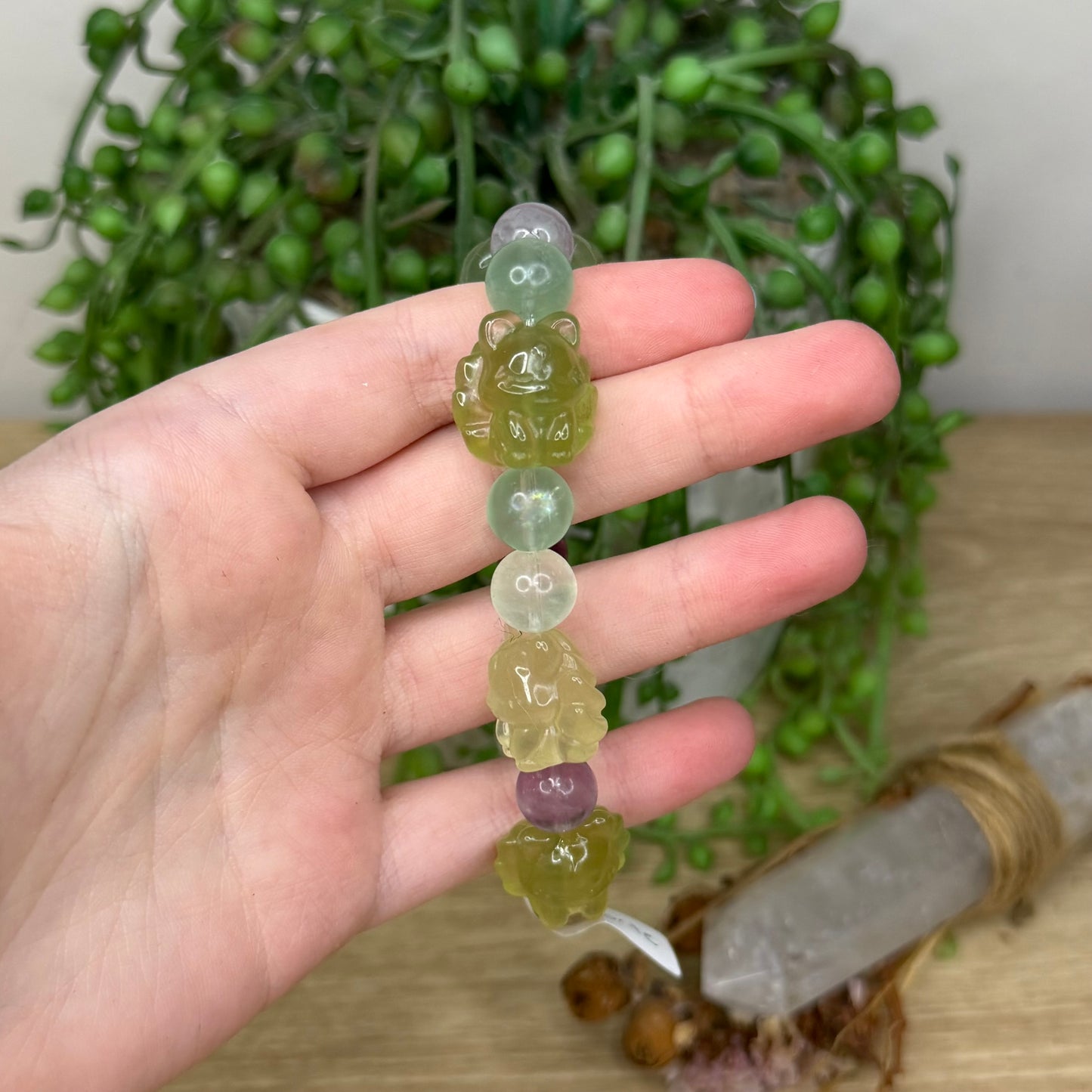 Fluorite Nine Tail Fox Bracelet (Z450)