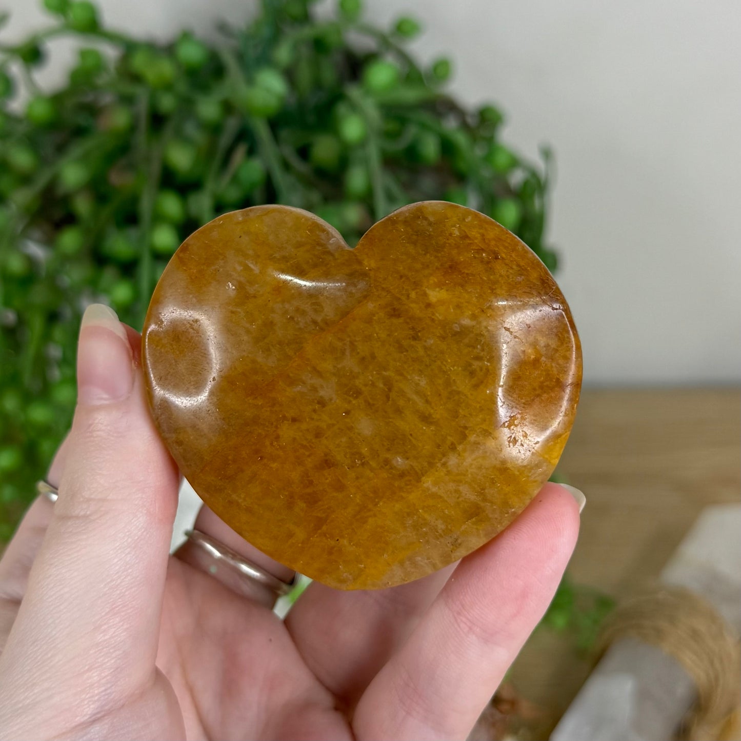 Golden Healer Heart (Q367)