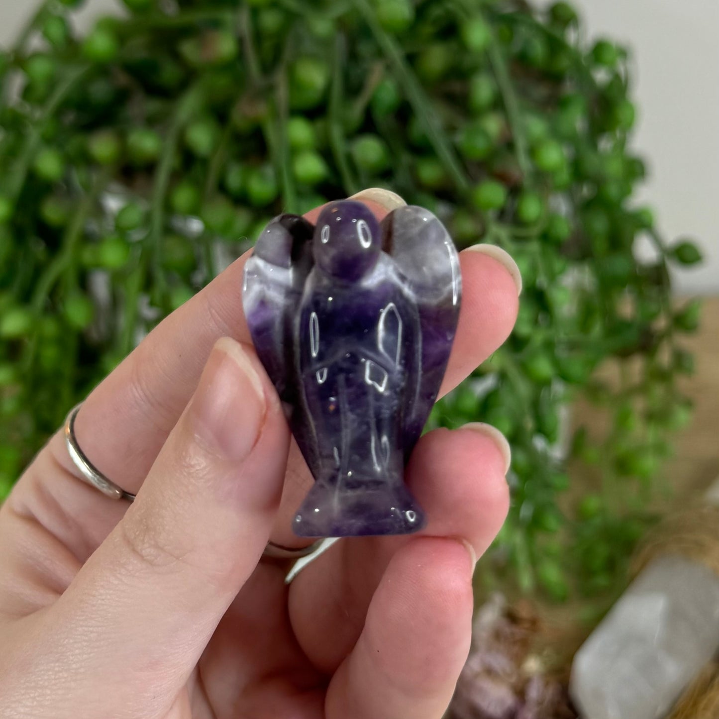 Dream Amethyst Angel (Q455)
