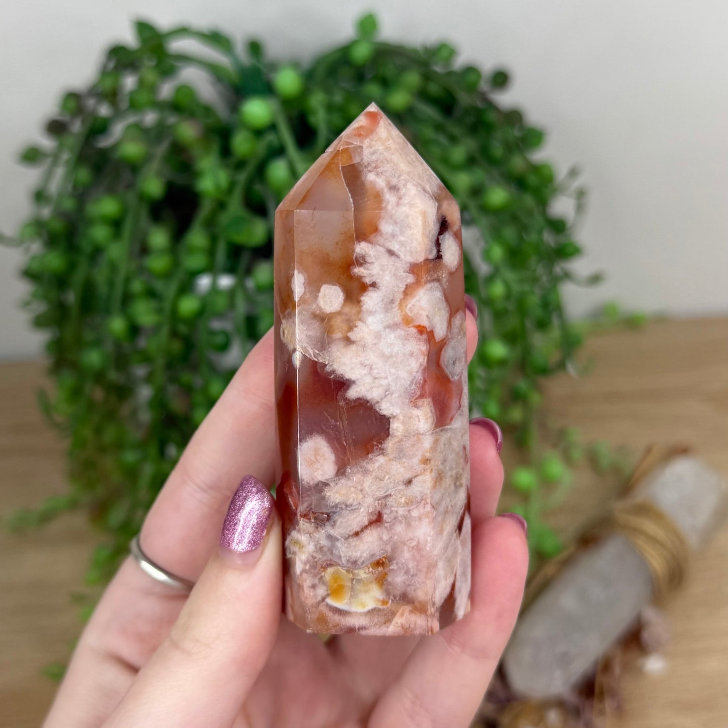 Carnelian / Flower Agate Point (W578)