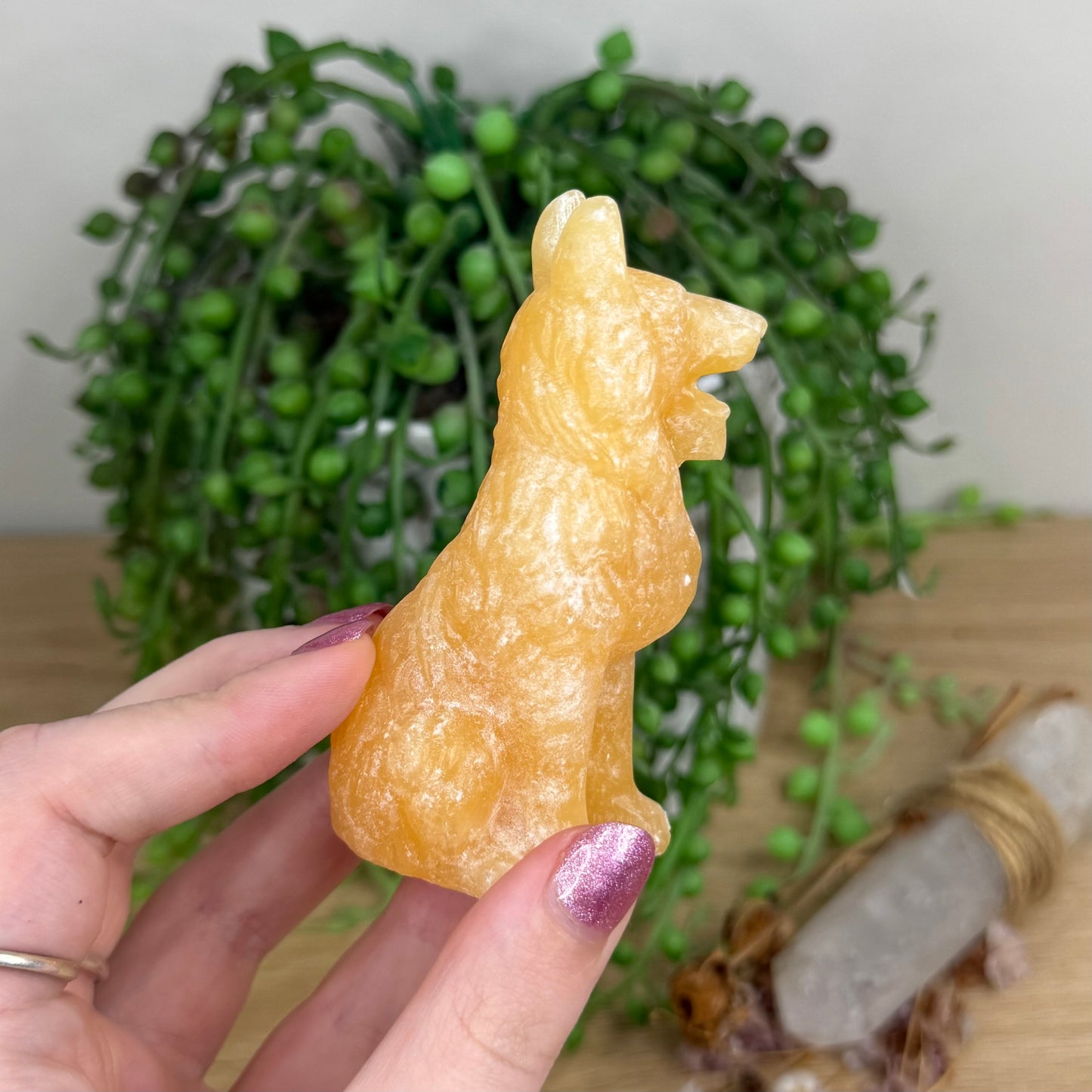 Yellow Calcite German Shepherd (W274)