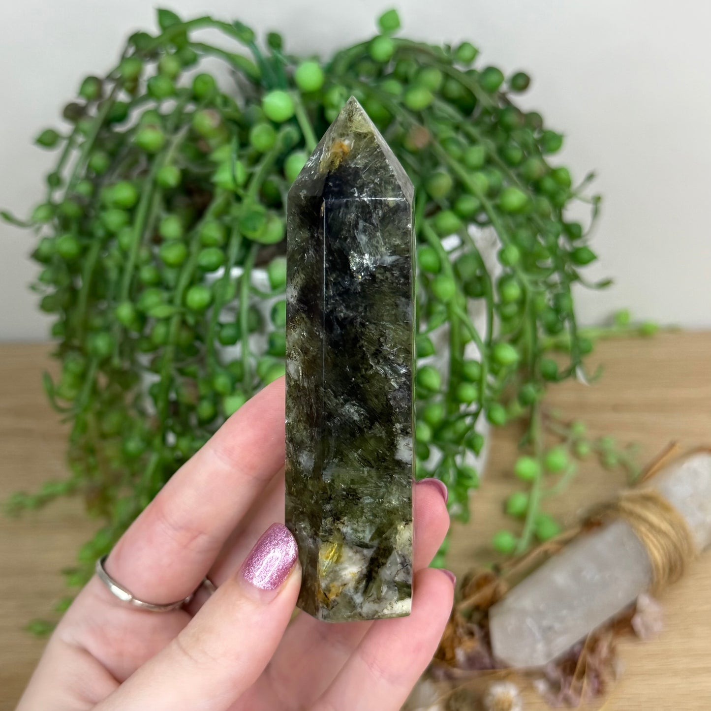 Green Mica Point (W336)