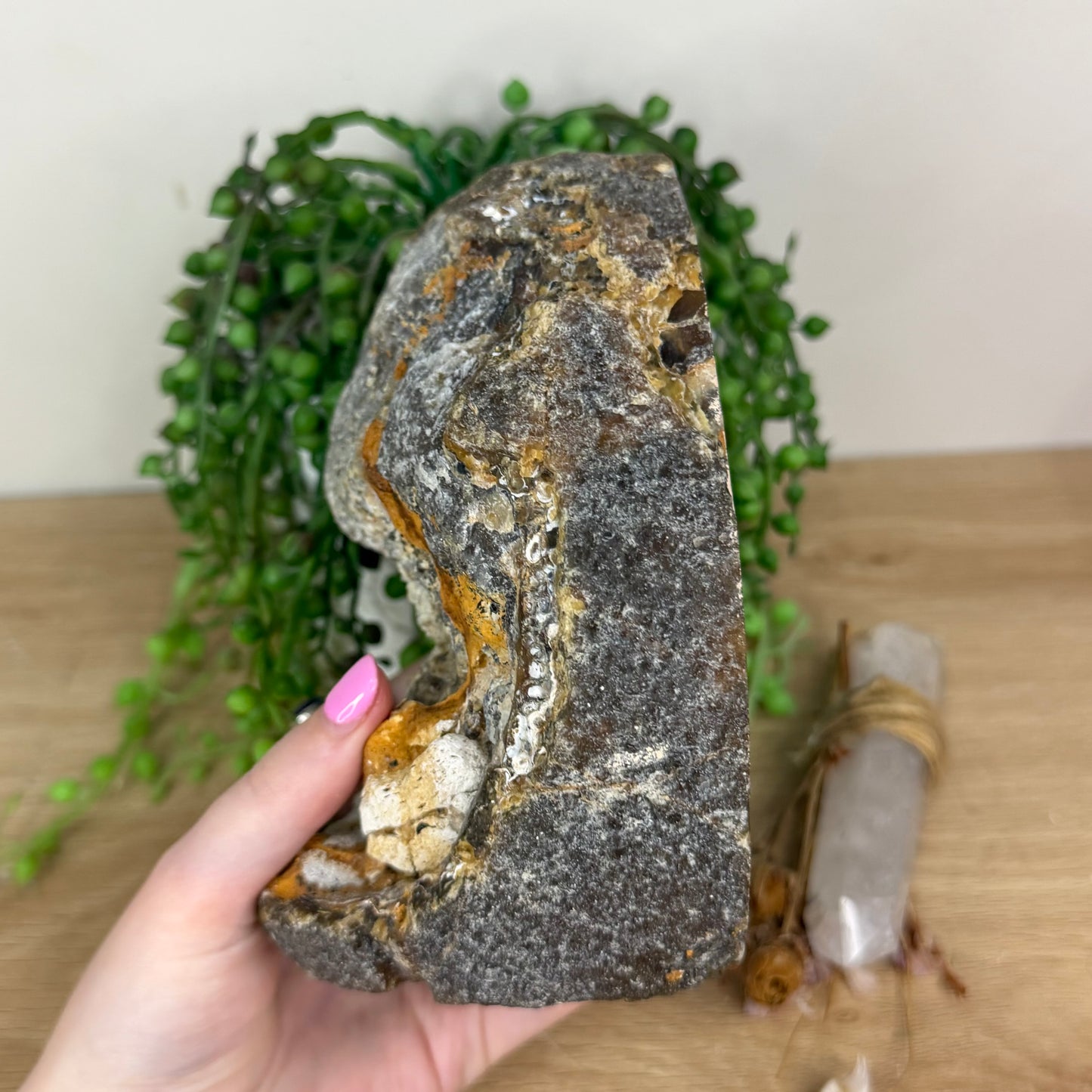 Druzy Agatę Geode Cave (X302)