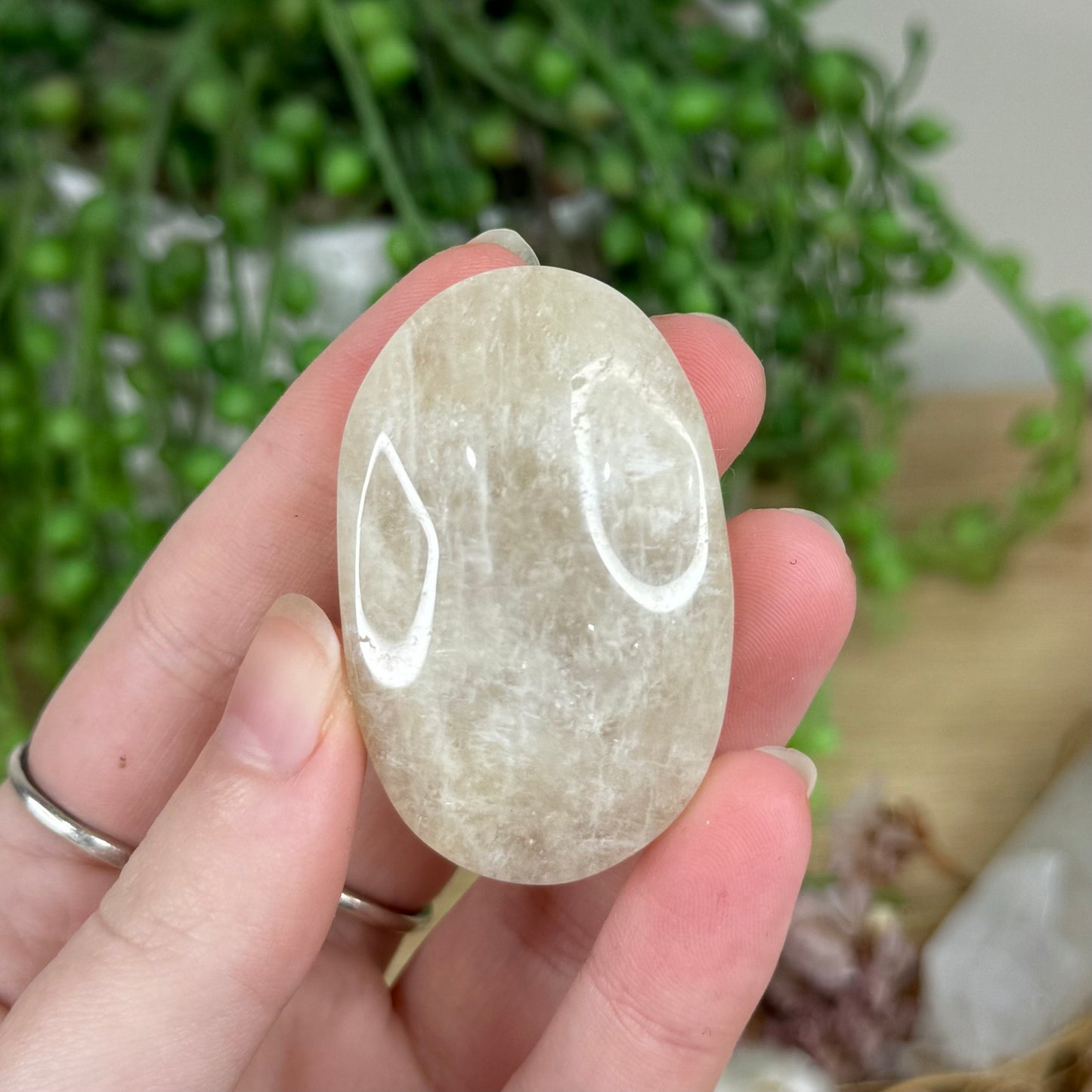 White Moonstone Palm Stone (R496)