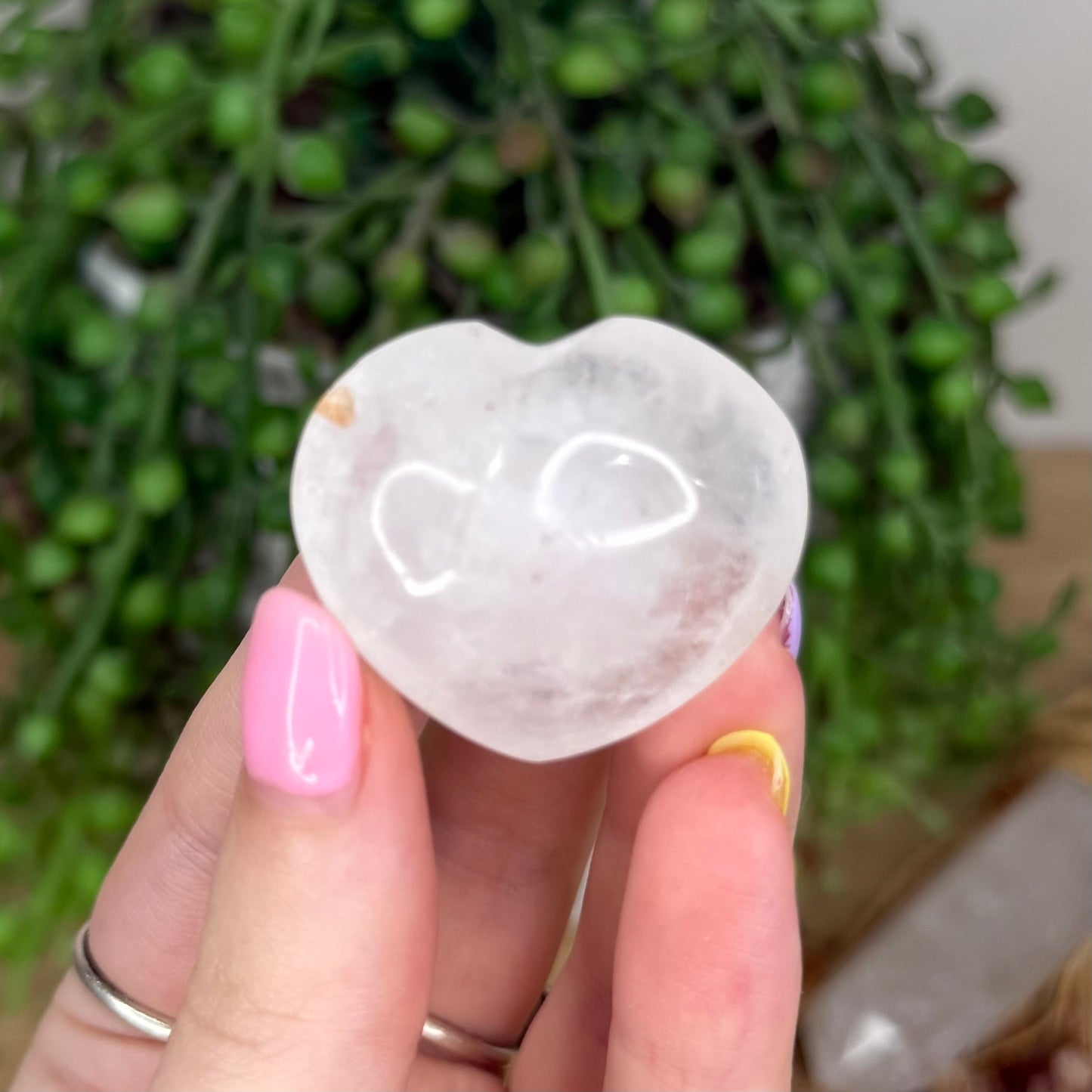 Clear Quartz Heart (X946)