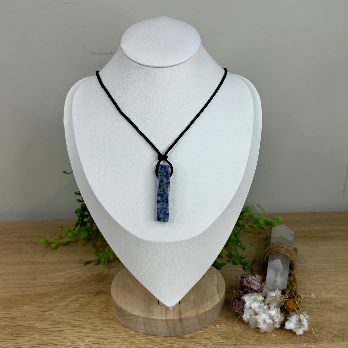 Lapis Lazuli Necklace (E652)