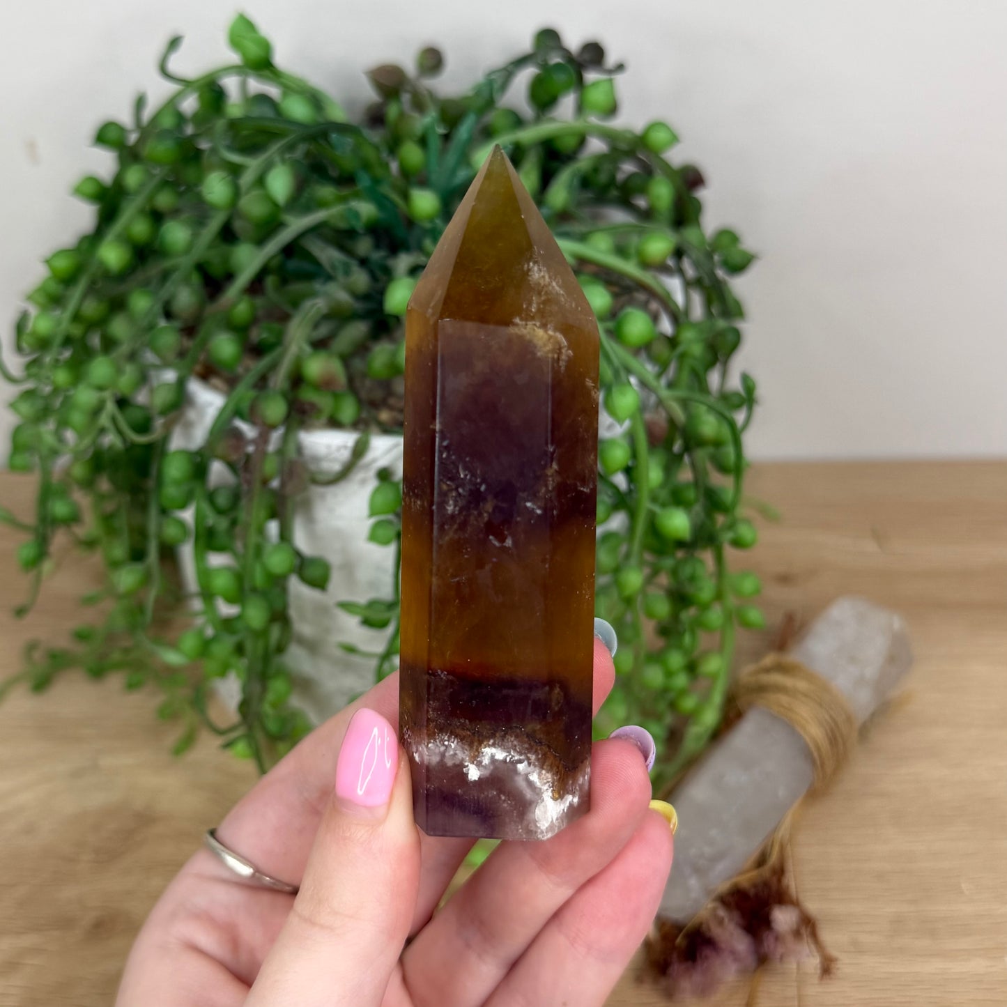 Fluorite / Super Seven Point (Y152)