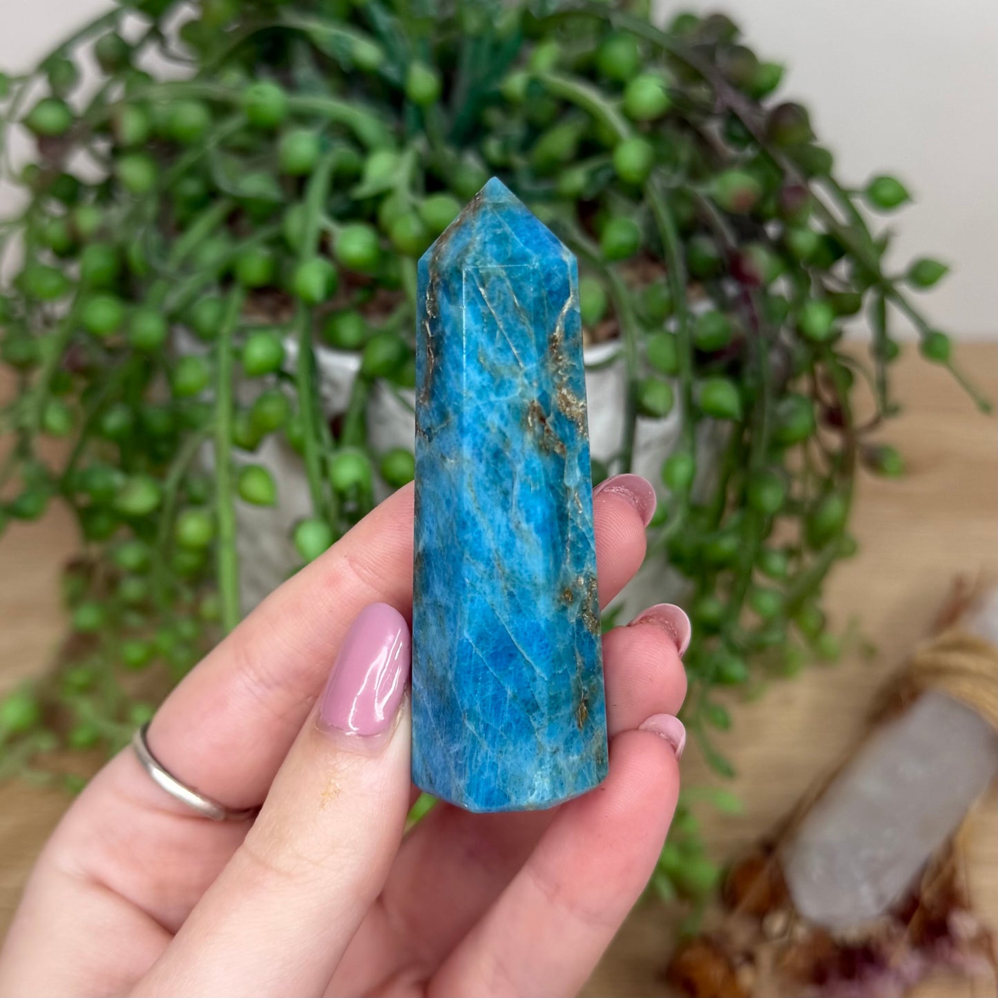 Blue Apatite Point (Y597)