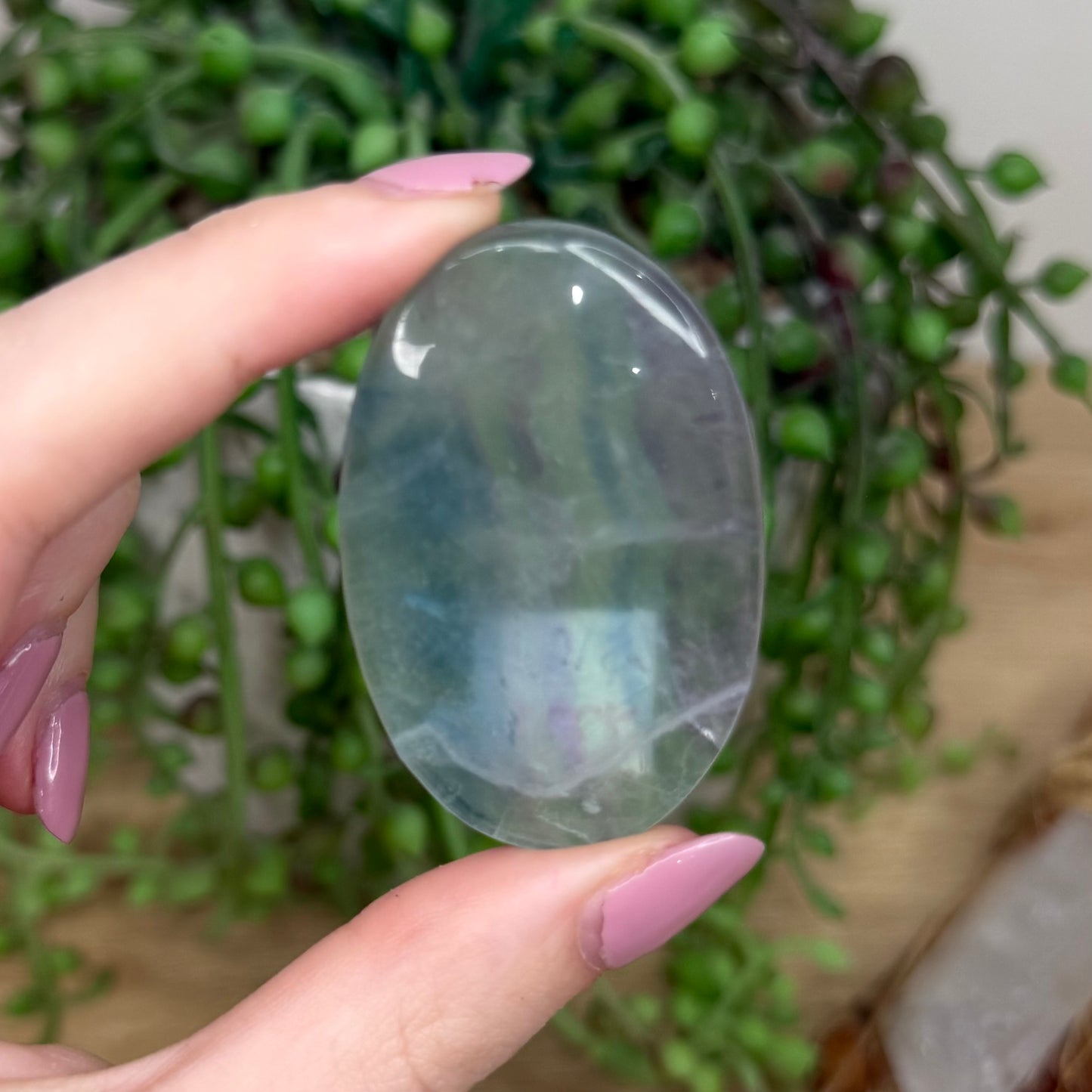 Fluorite Palm Stone (Y775)