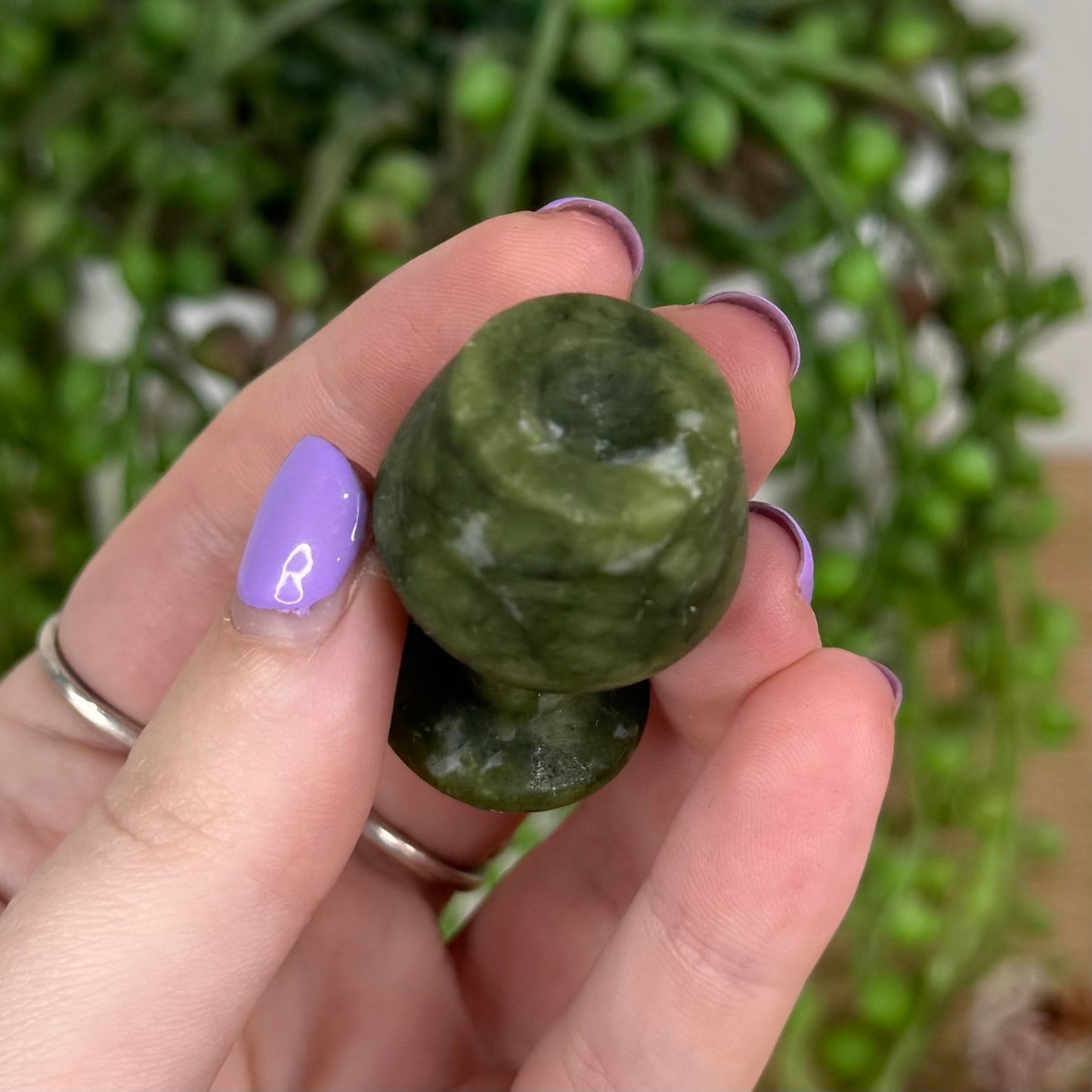 Green Jade Wine Glass (T460)