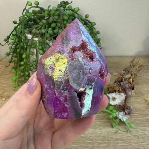 Purple Aura Sphalerite Flame (H196)
