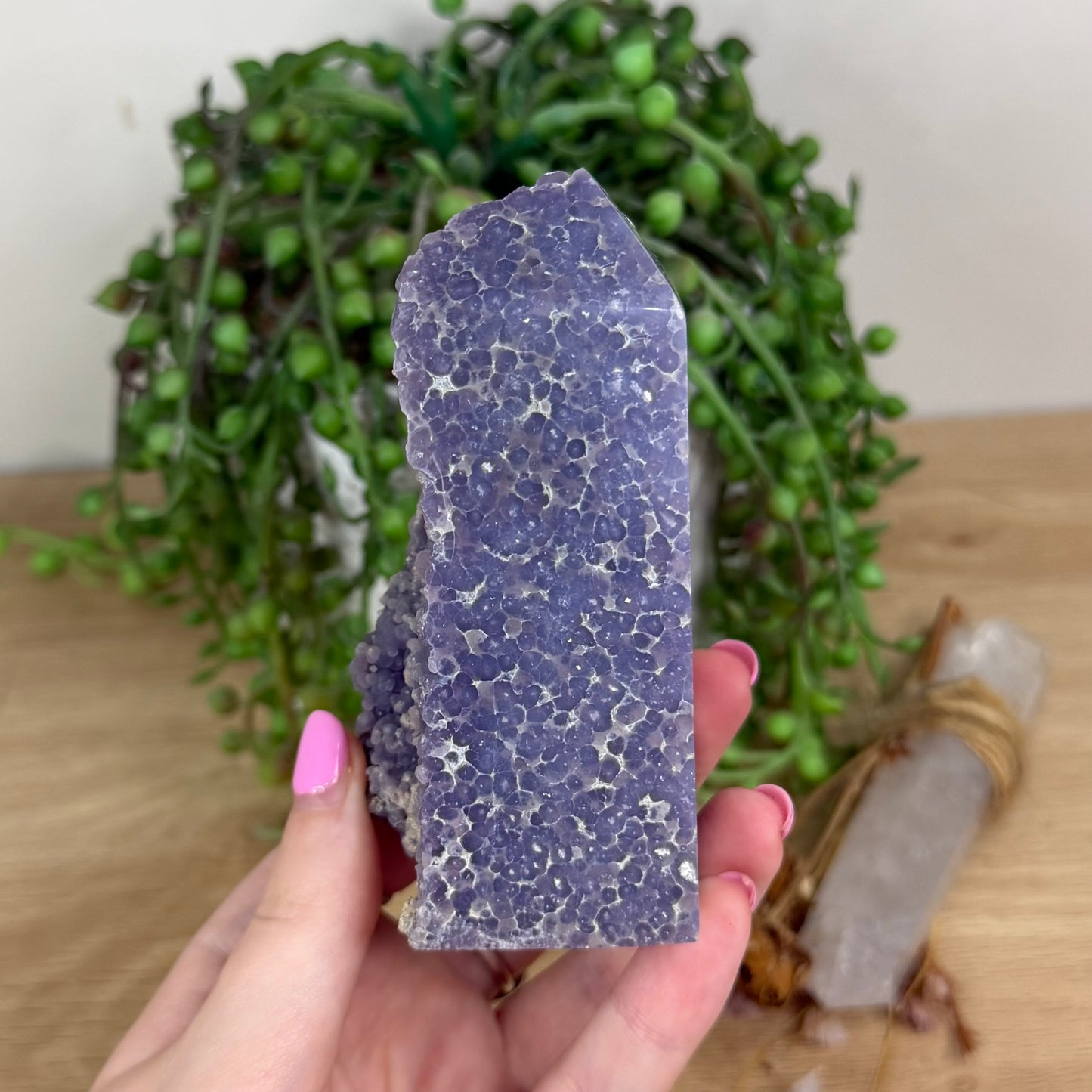 Grape Agate Tower (X510)