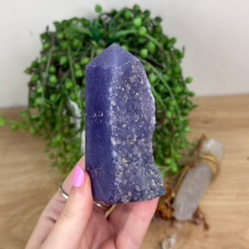 Grape Agate Point (X508)