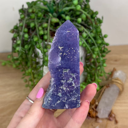 Grape Agate Point (X508)