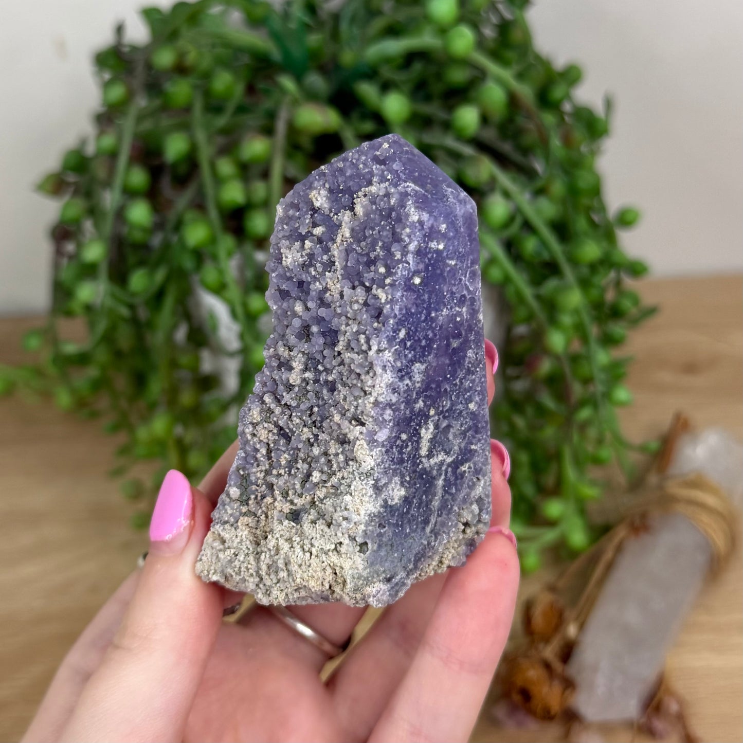 Grape Agate Point (X506)