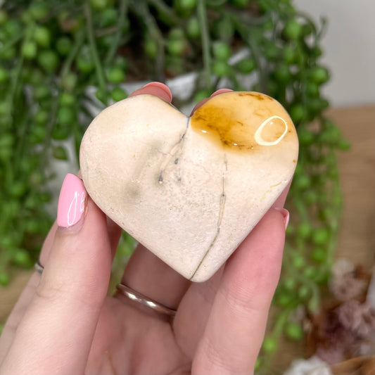 Mookaite Heart (U40)