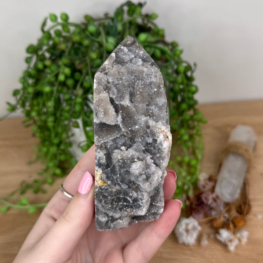 Sphalerite Point (U18)