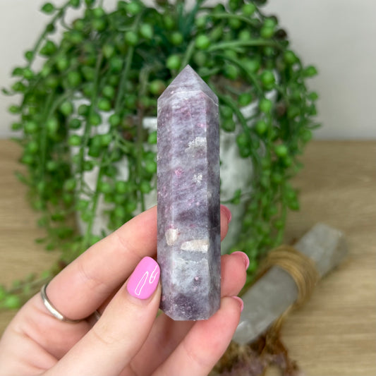 Plum Tourmaline Point (Z329)