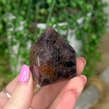 Alien Amethyst Point (Z332)