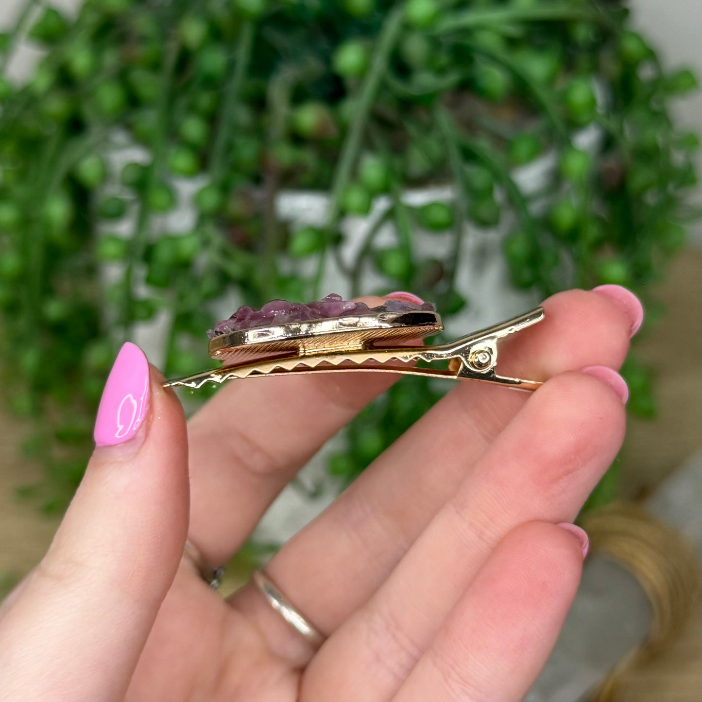 Lavender Rose Quartz Cat Gold Hair Clip