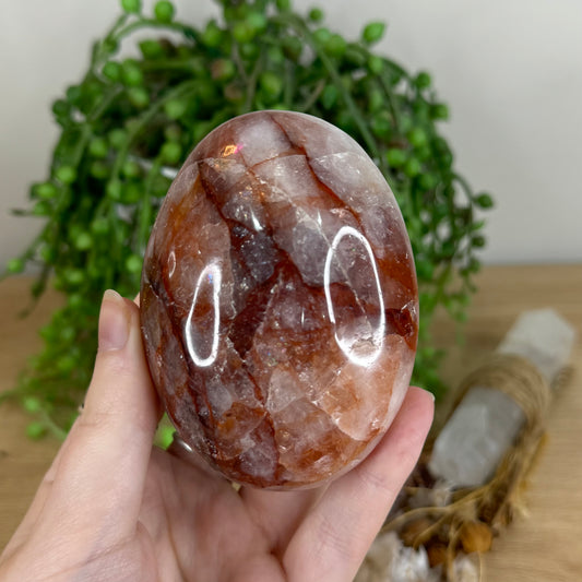 Fire Quartz Palm Stone (P572)