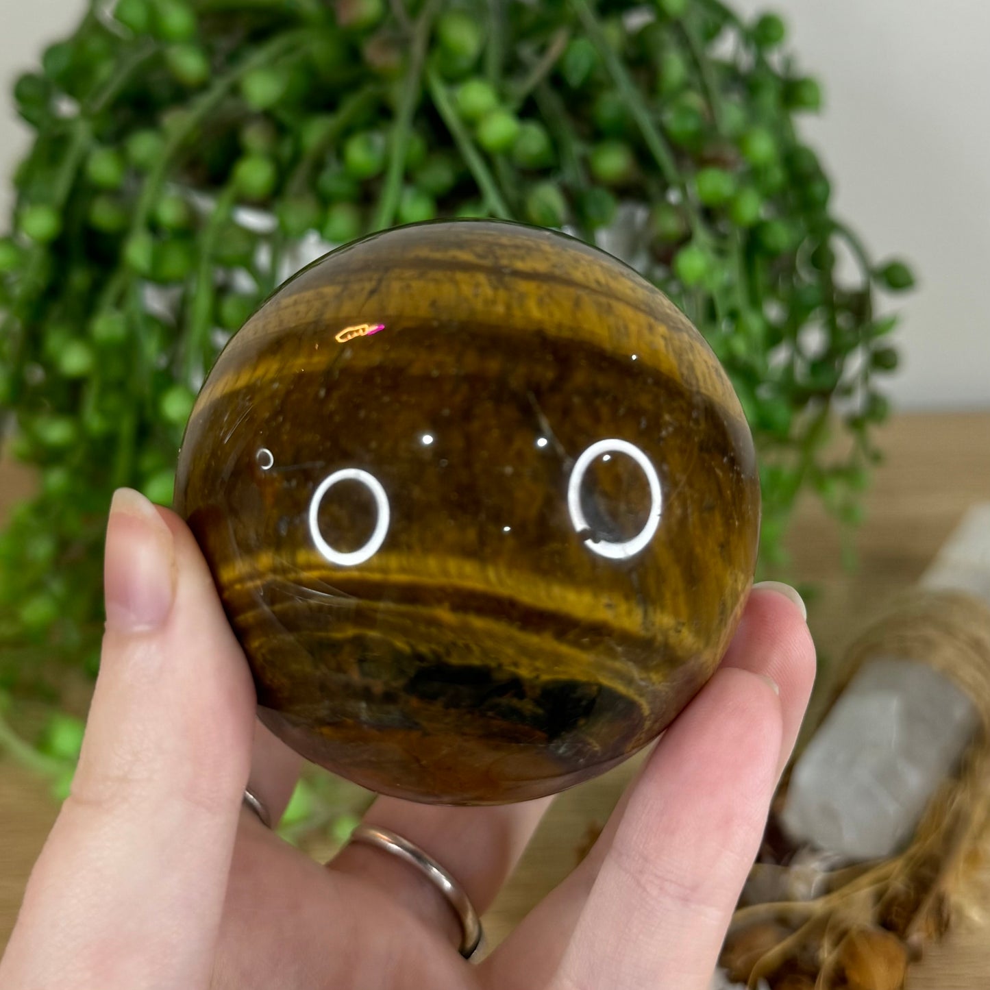 Tiger Eye Sphere (P573)