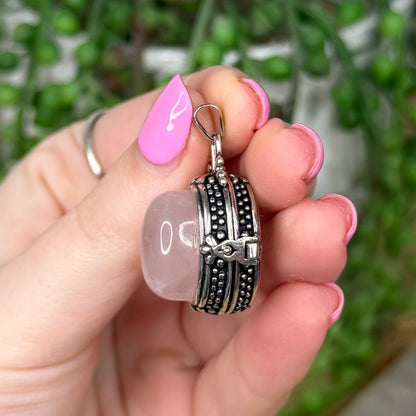Rose Quartz Locket Pendant (Z622)