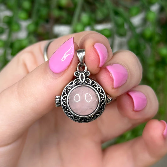 Rose Quartz Locket Pendant (Z617)