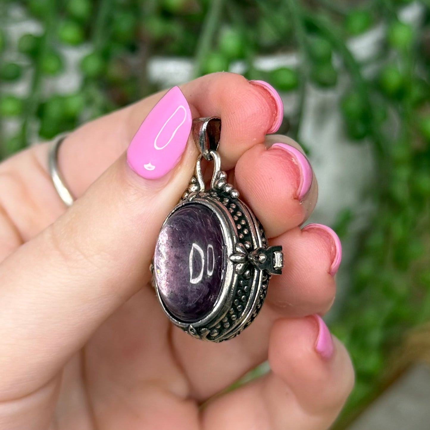 Purple Mica Locket Pendant (Z626)