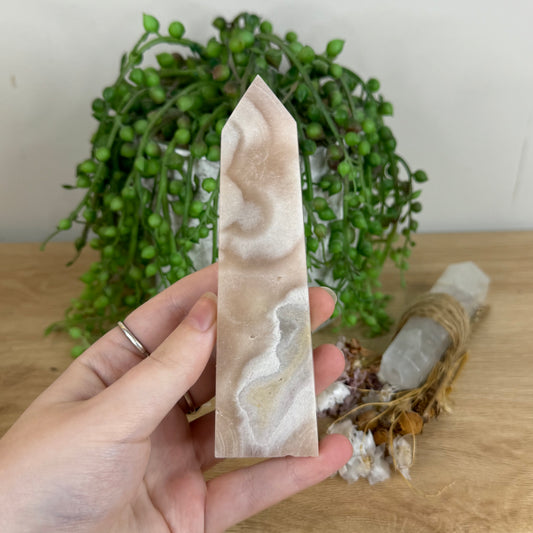 Pink Amethyst Point (P562)