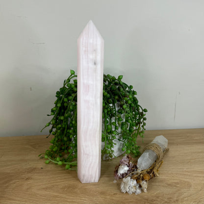 Pink Mangano Calcite Tower (P551)
