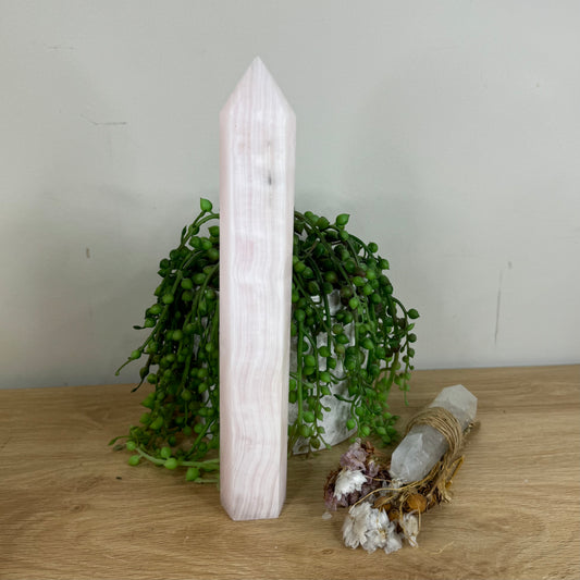 Pink Mangano Calcite Tower (P551)