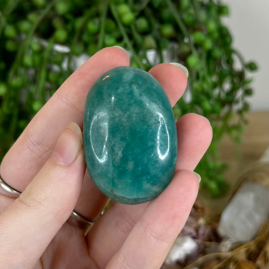 Amazonite Palm Stone (P655)