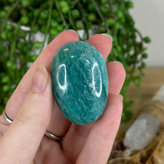 Amazonite Palm Stone (P661)