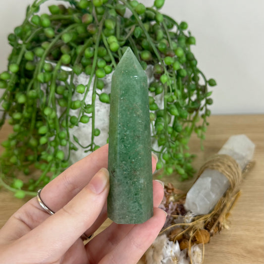Green Strawberry Quartz Point (P712)