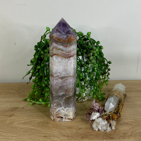 Amethyst / Mexican Crazy Lace Agate Tower (P679)