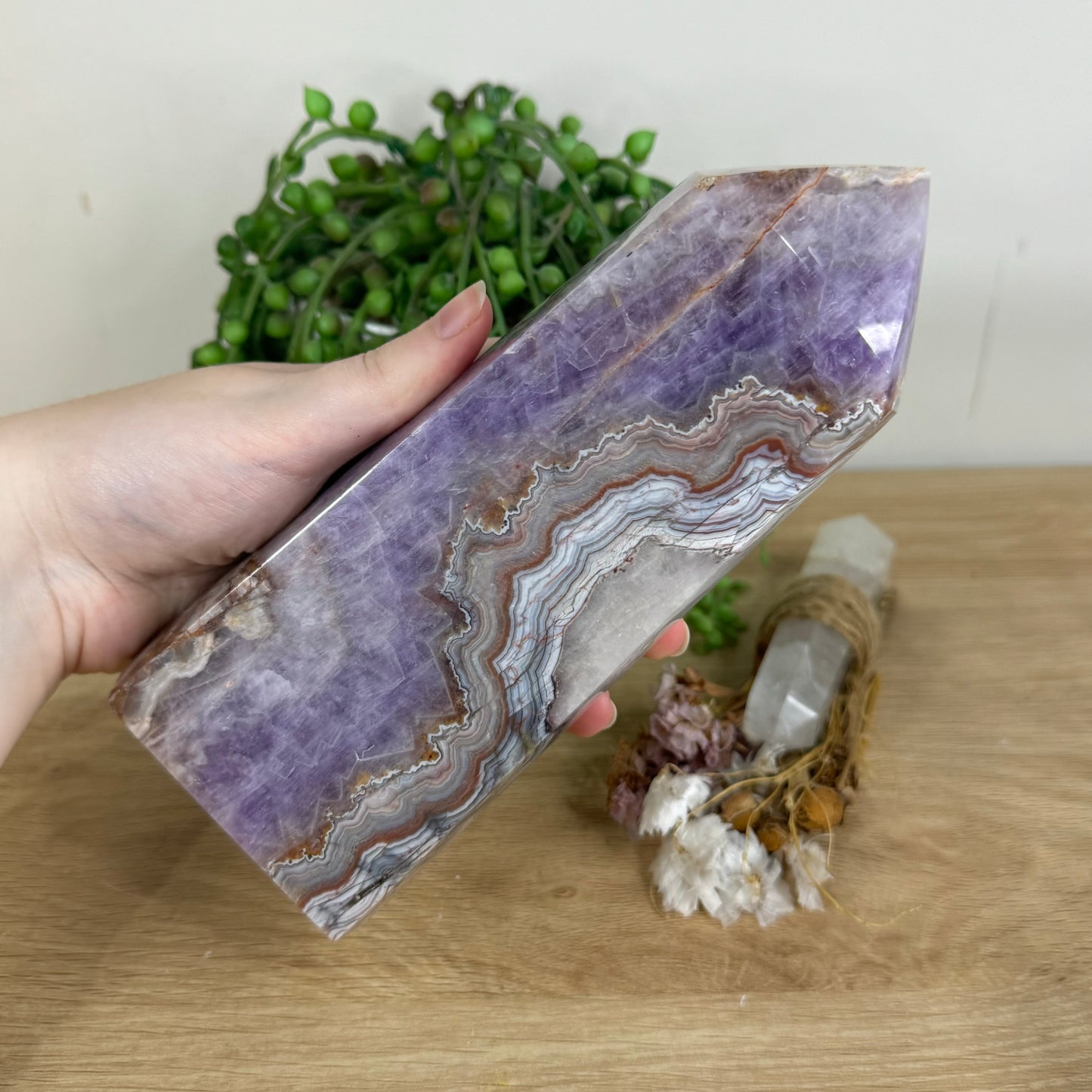 Amethyst / Mexican Crazy Lace Agate Tower (P681)