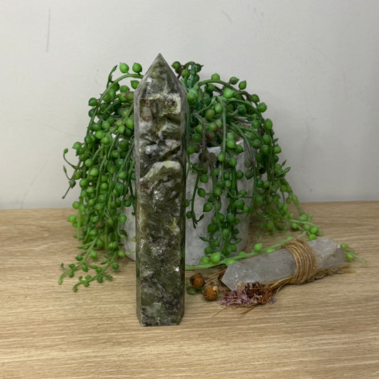 Green Mica Tower (Z920)