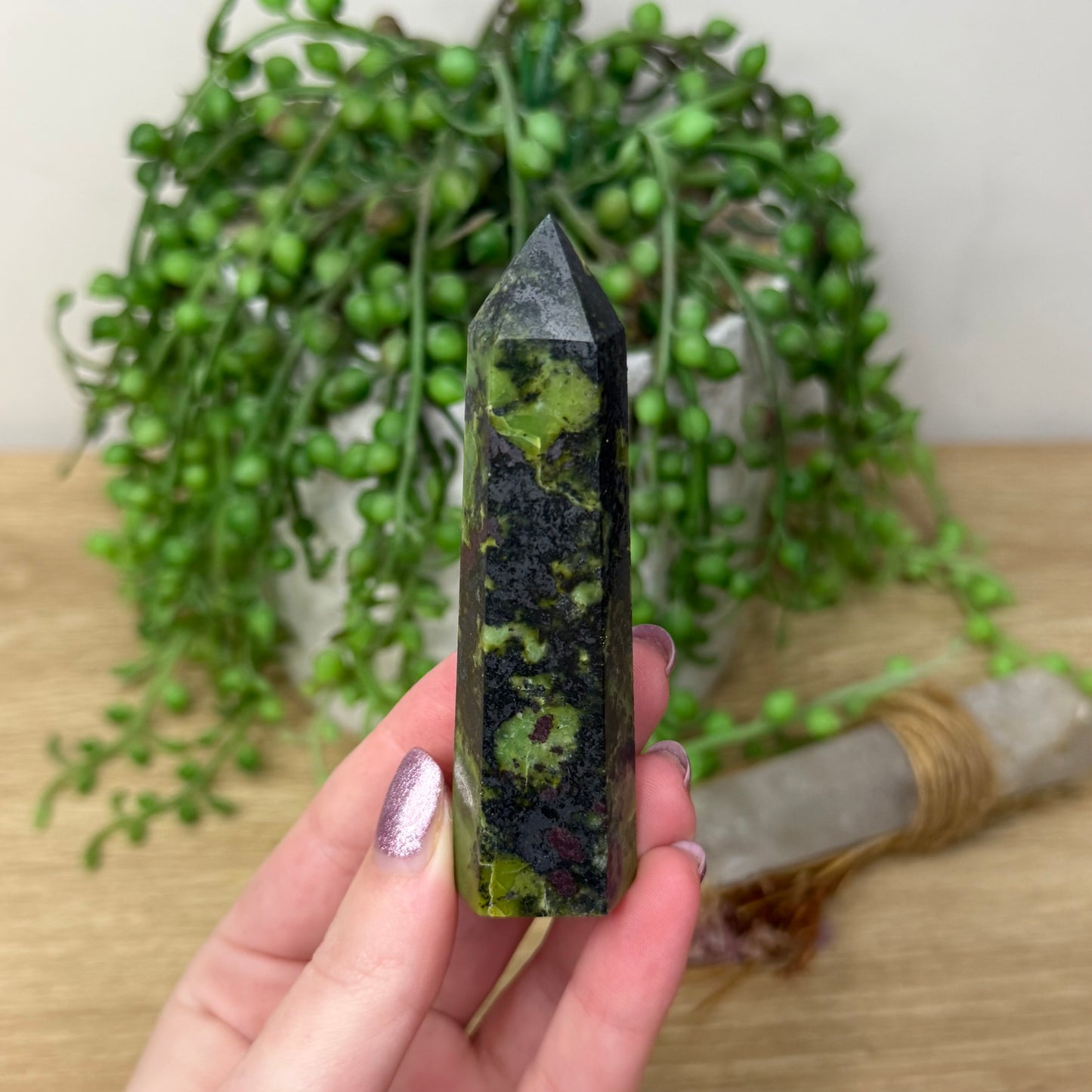 Green Opal Point (86A)