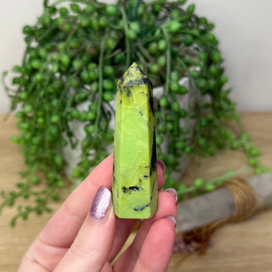 Green Opal Point (80A)