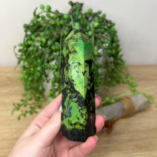 Green Opal Point (93A)