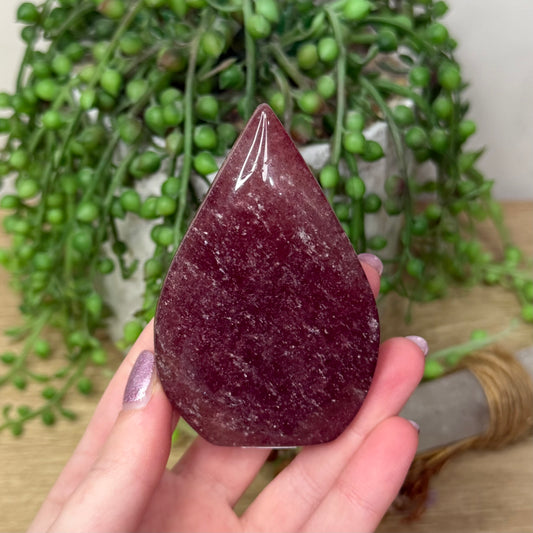 Strawberry Quartz Arch Free Form (Z699)