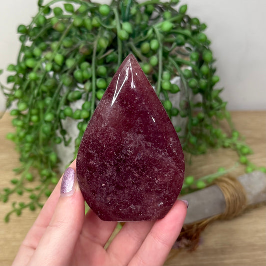 Strawberry Quartz Arch Free Form (Z698)