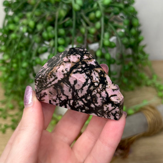 Rhodonite Free Form (Z856)