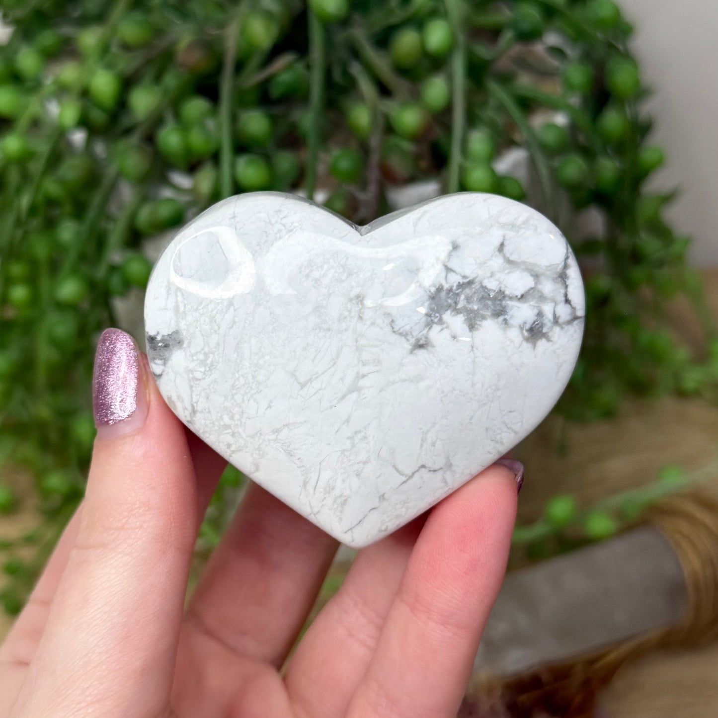 Howlite Heart (21A)