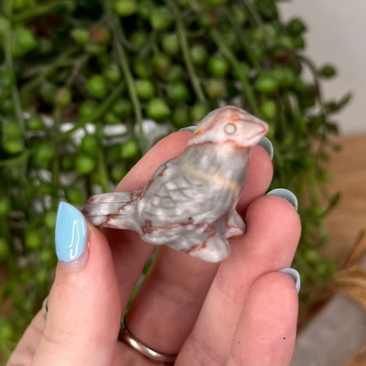 Red Vein Jasper Bird (U711)