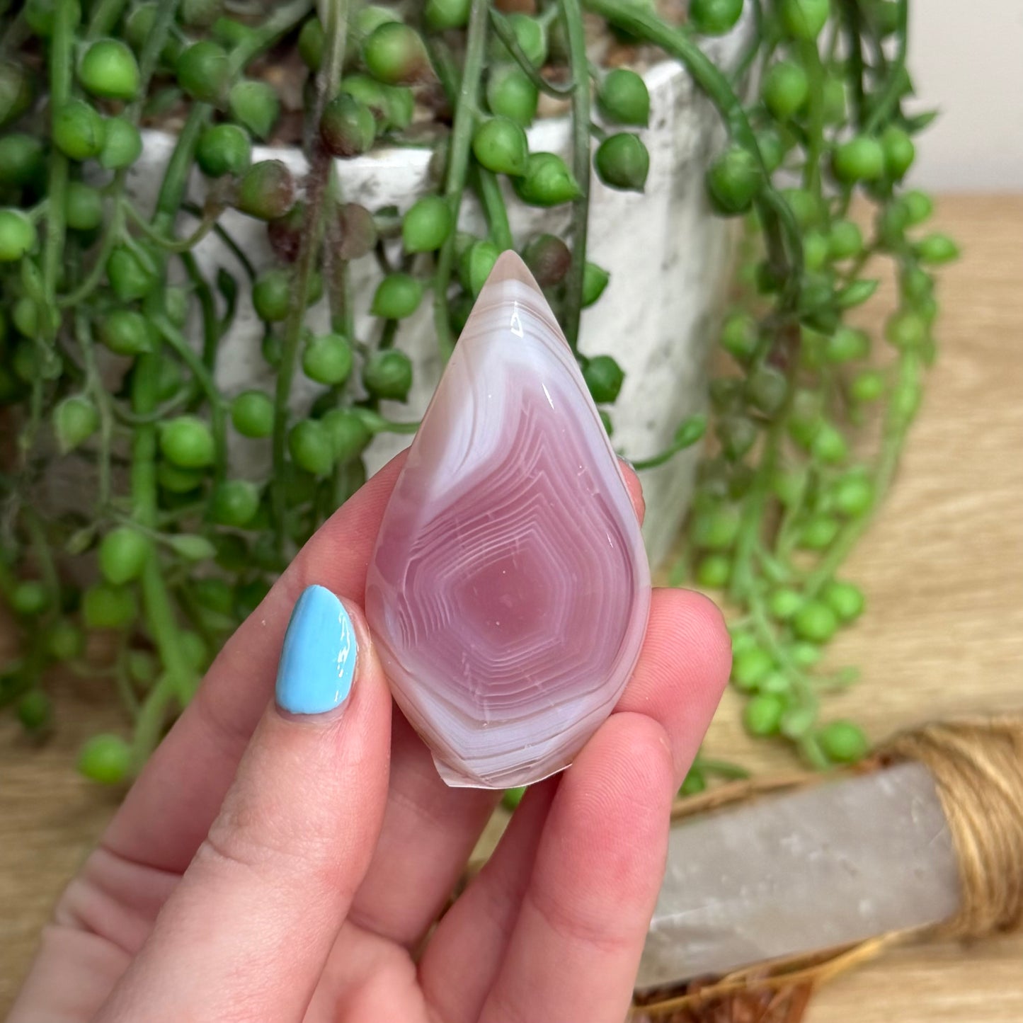 Pink Jelly Agate Arch Free Form (Z745)